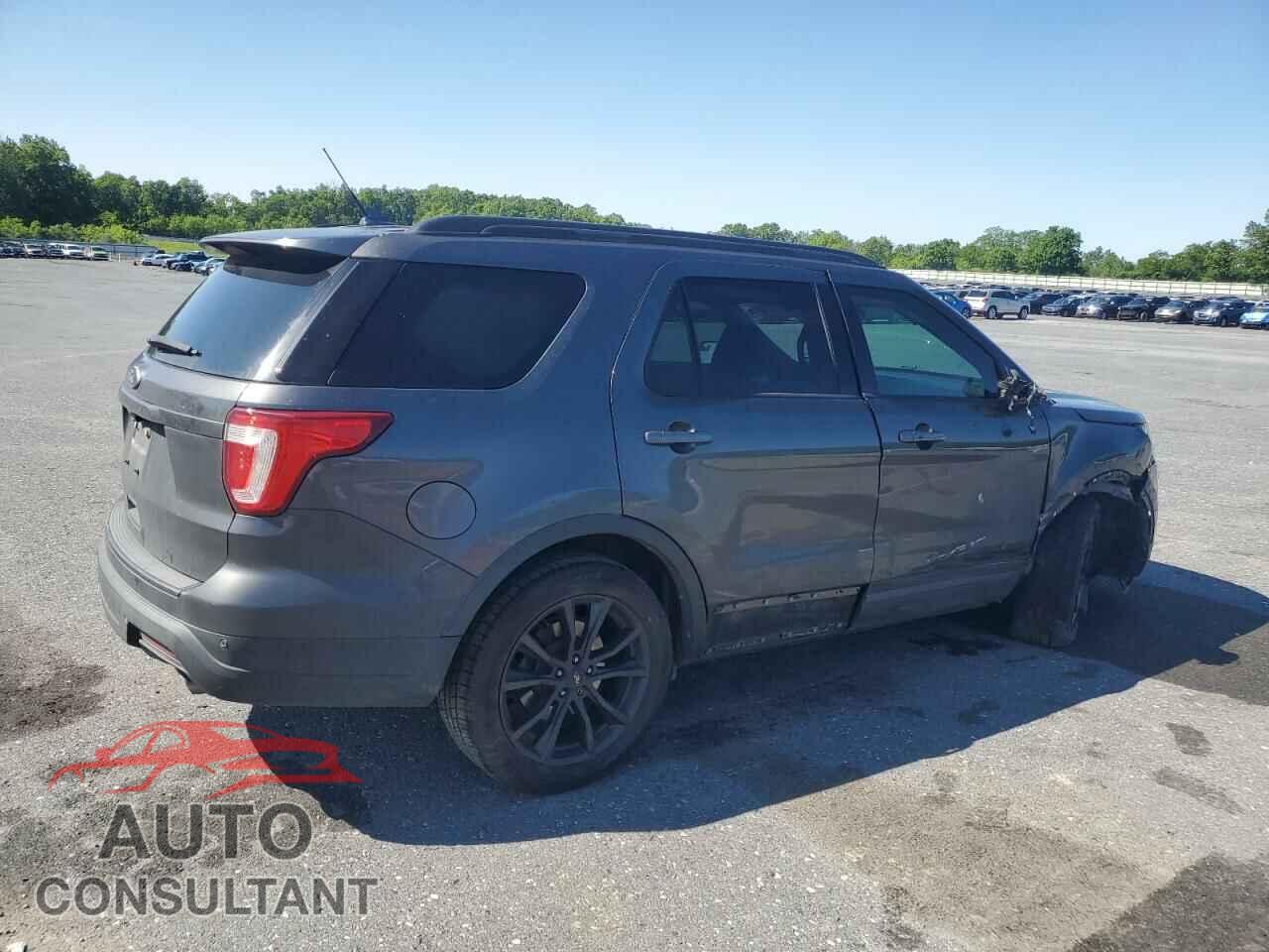 FORD EXPLORER 2018 - 1FM5K7D86JGC53918