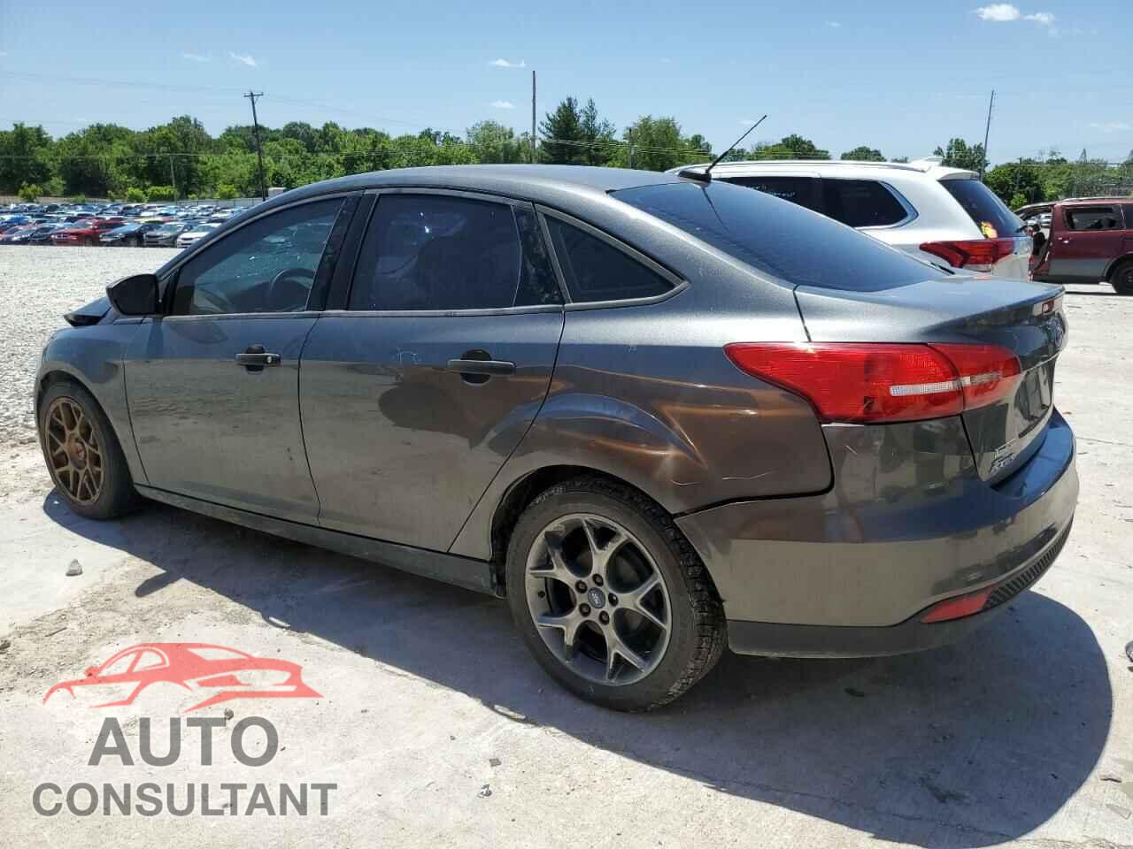 FORD FOCUS 2017 - 1FADP3E28HL243662