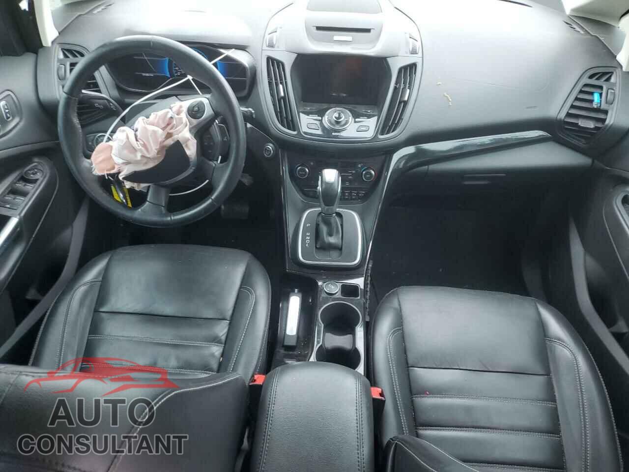 FORD CMAX 2017 - 1FADP5FU6HL104187