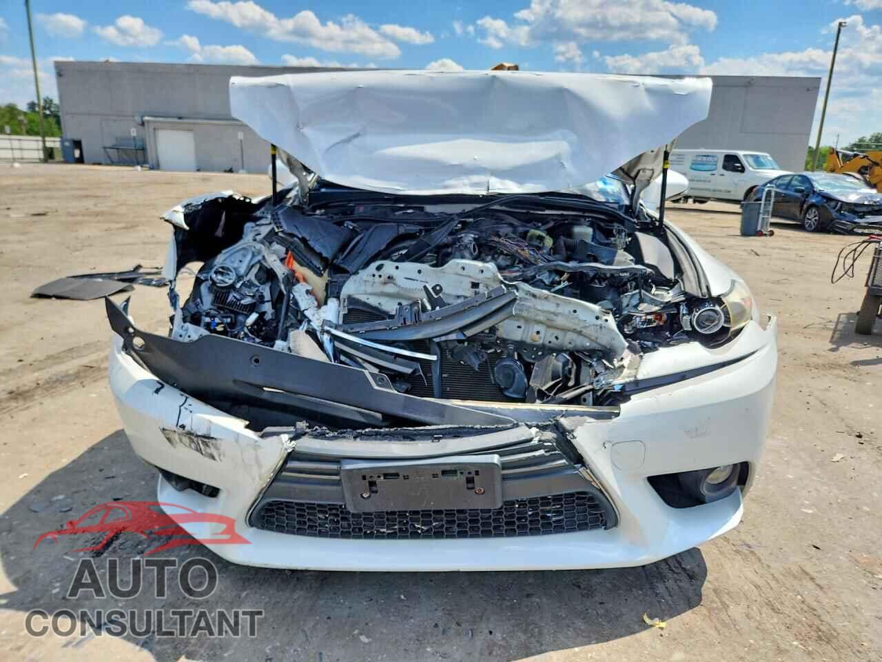 LEXUS IS 2014 - JTHCF1D22E5015234