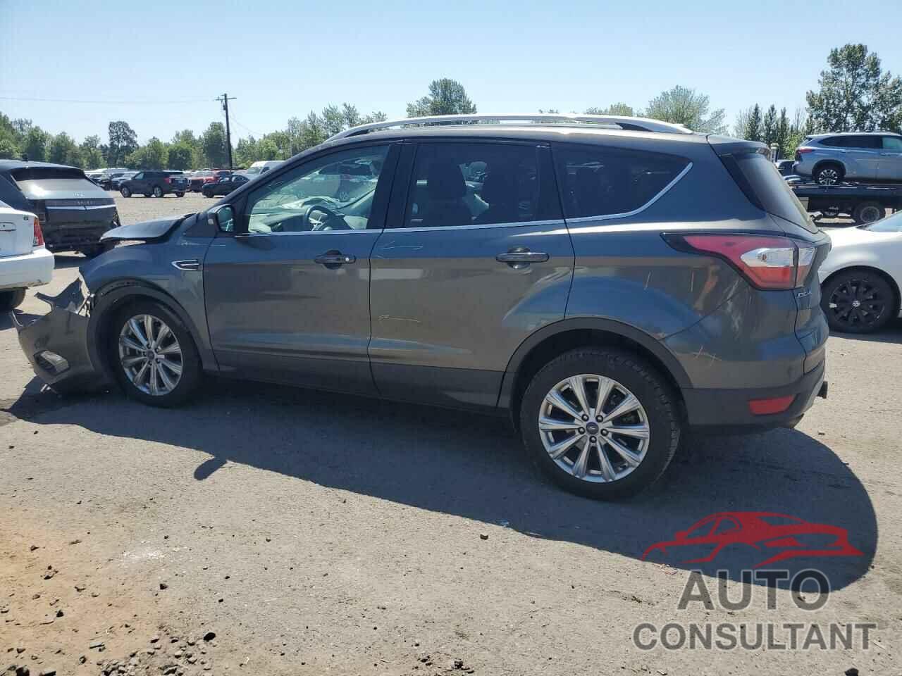 FORD ESCAPE 2017 - 1FMCU9J95HUD29392