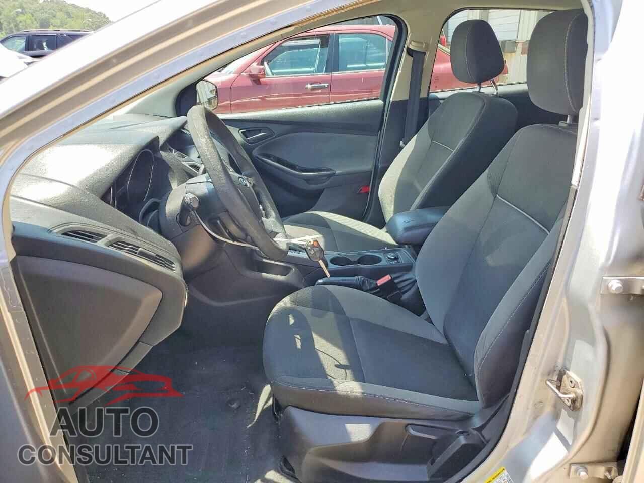 FORD FOCUS 2012 - 1FAHP3K28CL268432