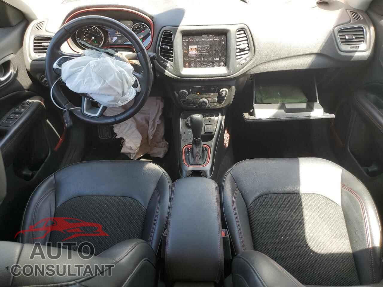 JEEP COMPASS 2020 - 3C4NJDDB5LT236799