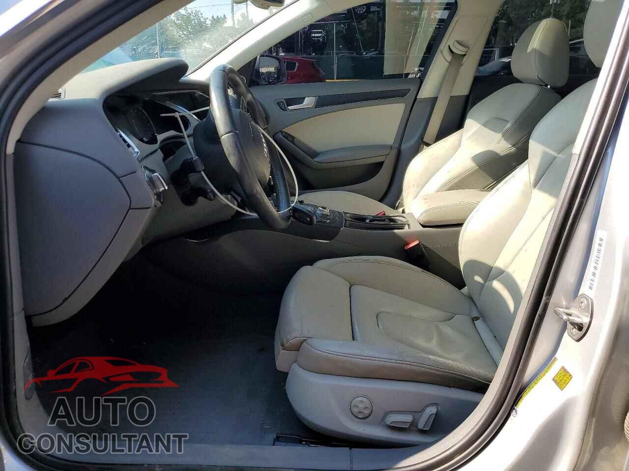 AUDI A4 2012 - WAUFFAFL8CA097492