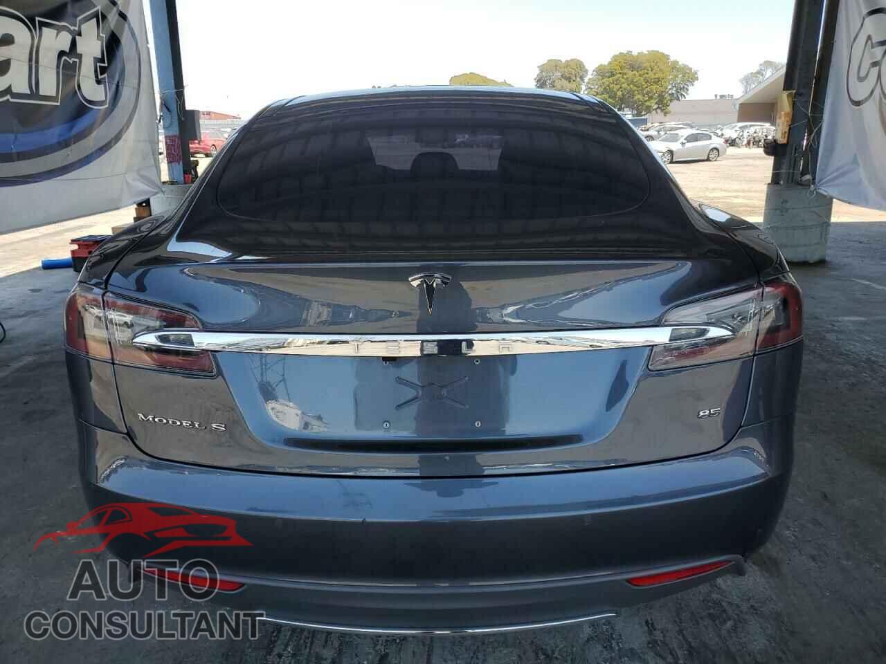 TESLA MODEL S 2015 - 5YJSA1E11FF120249