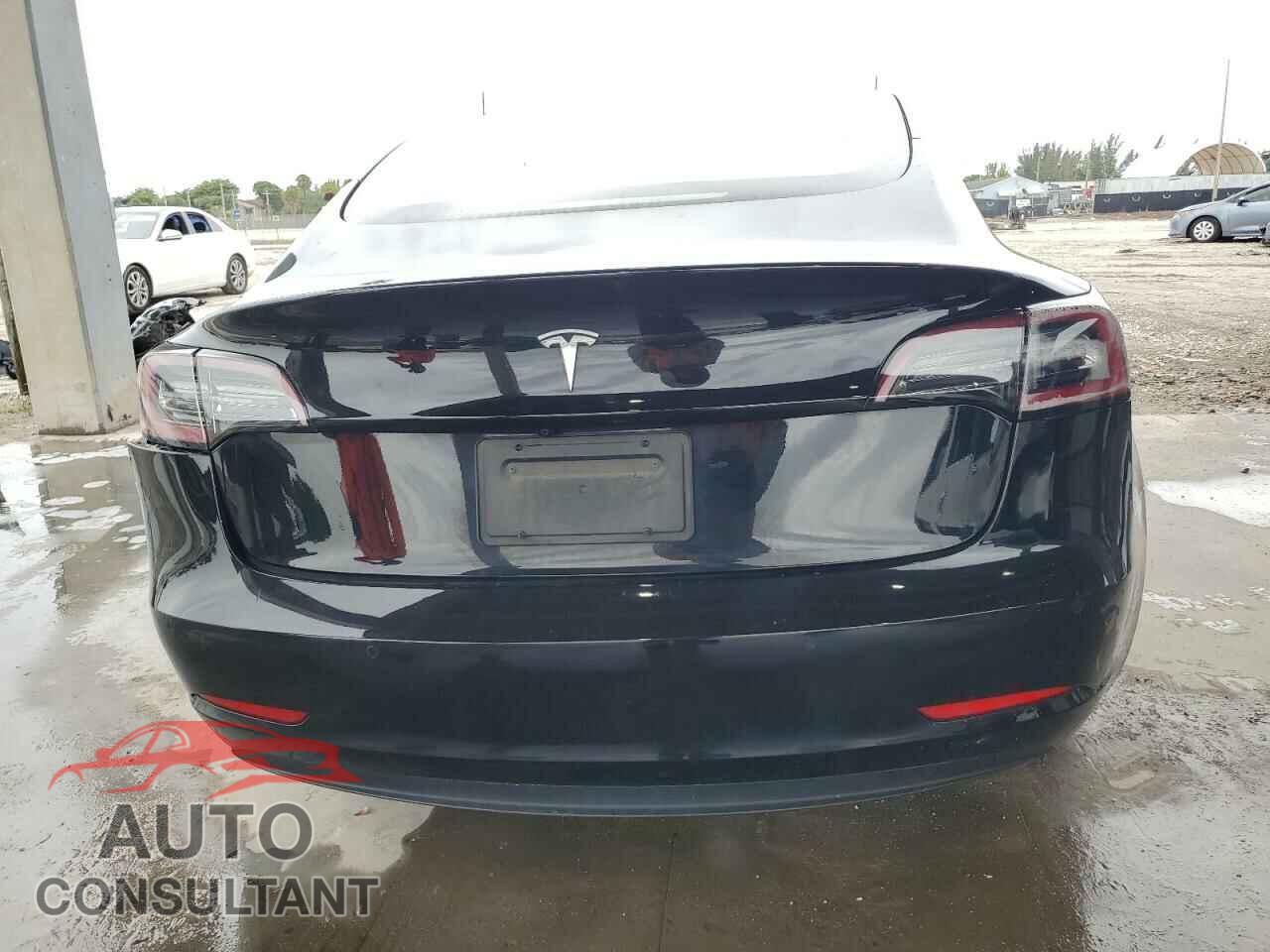 TESLA MODEL 3 2021 - 5YJ3E1EA1MF911662