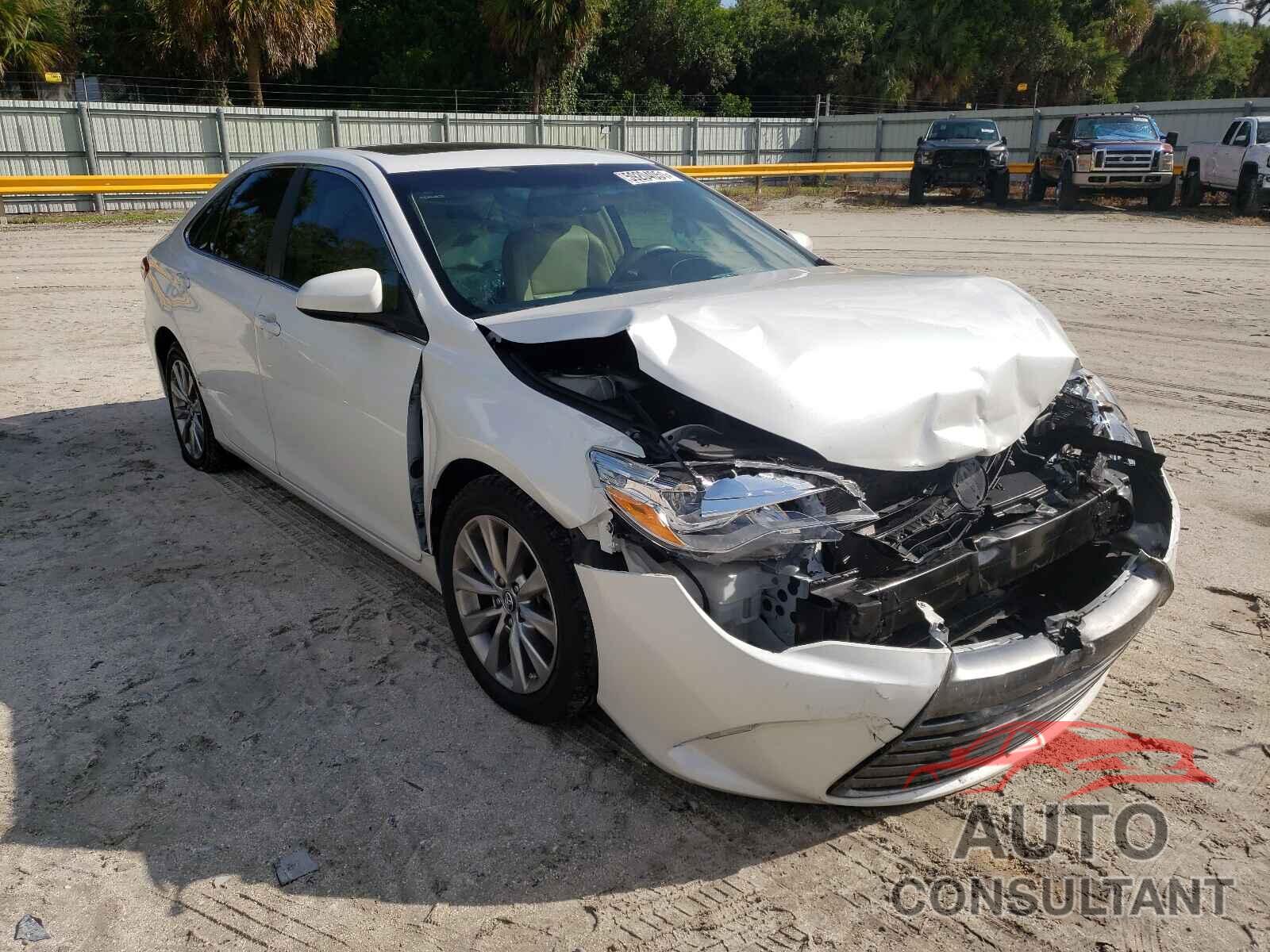 TOYOTA CAMRY 2016 - 4T1BK1FK5GU031082