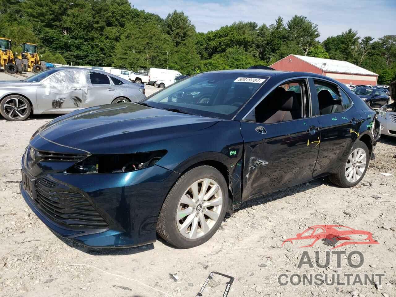TOYOTA CAMRY 2018 - 4T1B11HK8JU574188