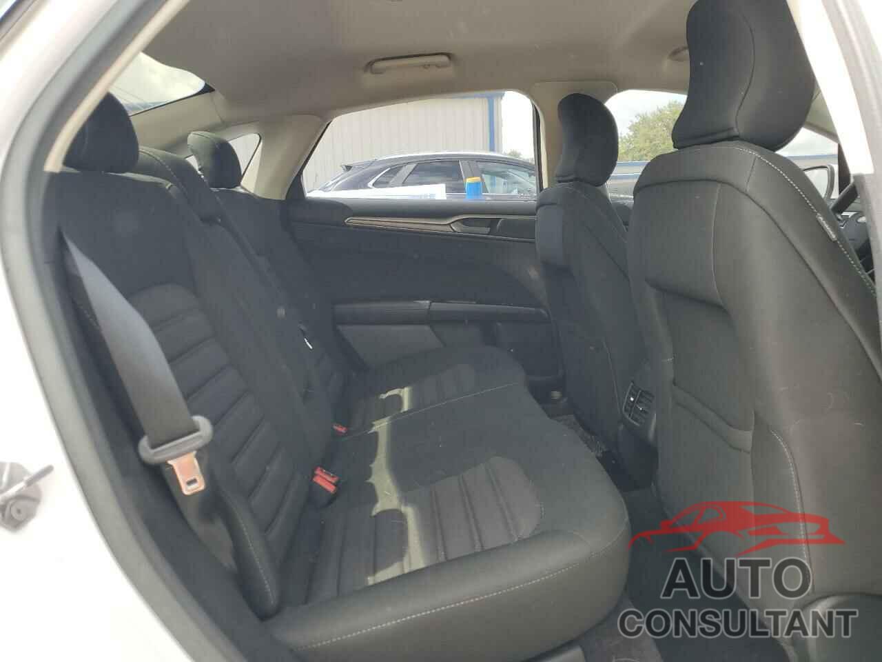 FORD FUSION 2017 - 3FA6P0H78HR163746