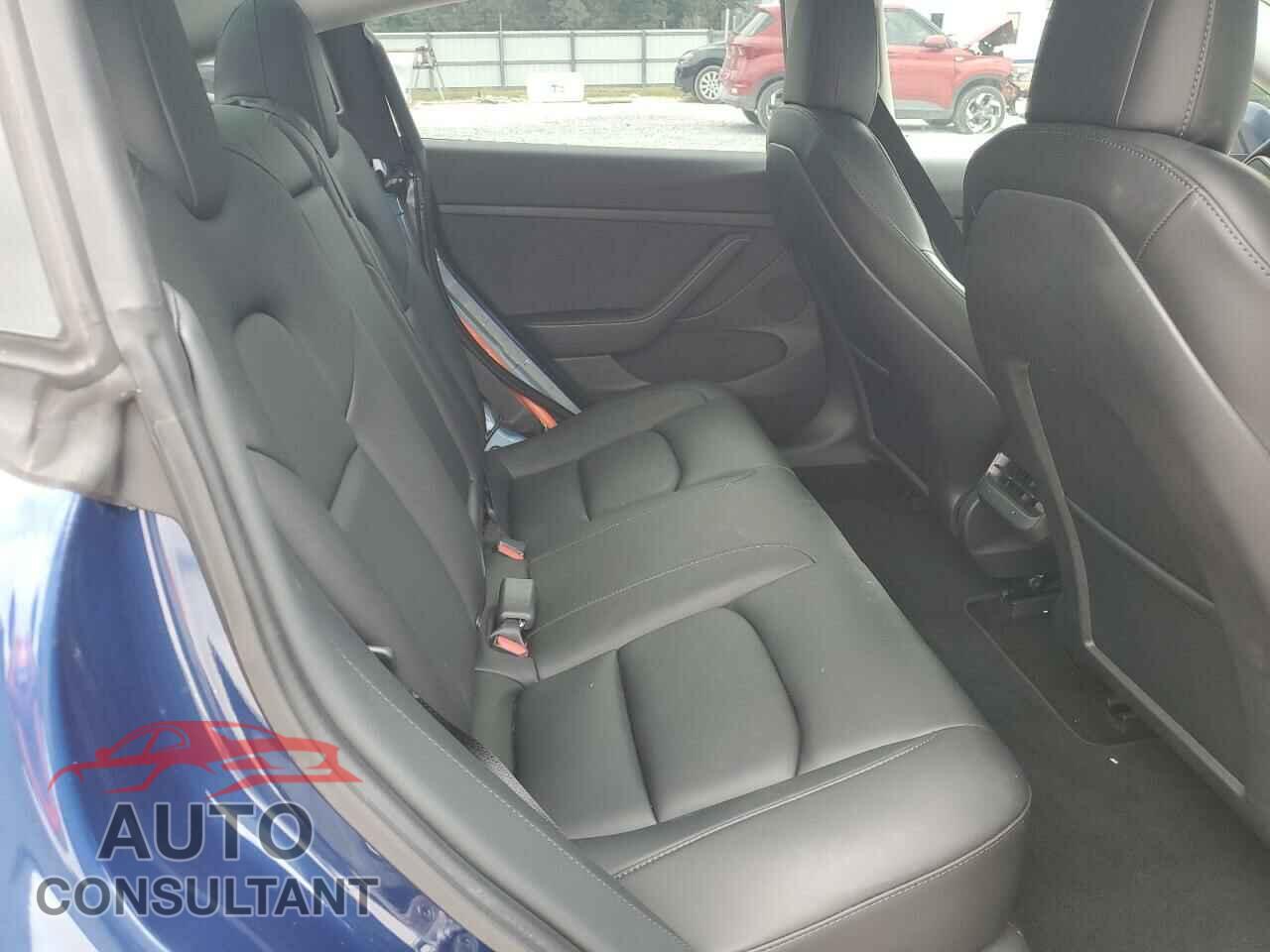 TESLA MODEL 3 2022 - 5YJ3E1EB2NF166012