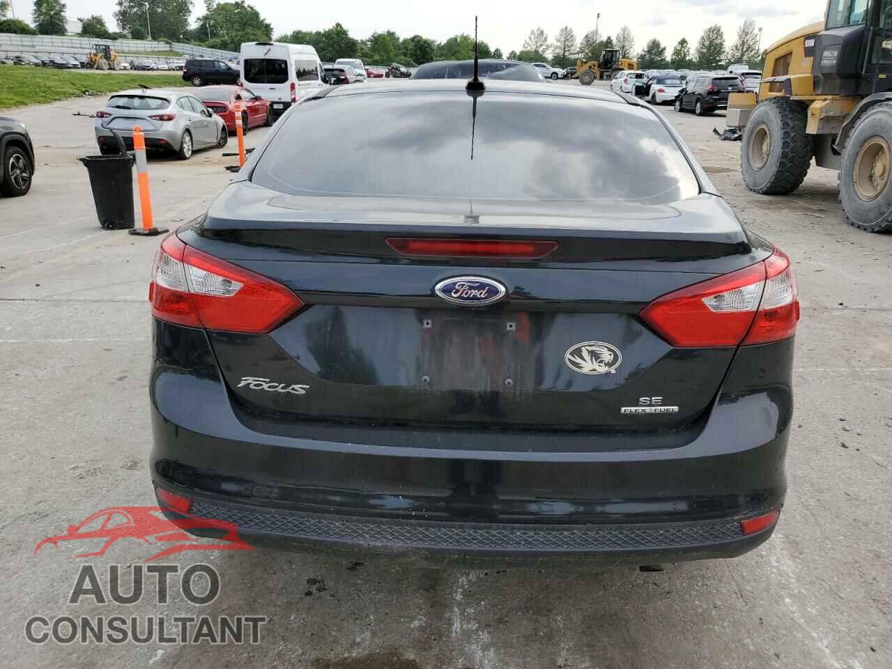 FORD FOCUS 2014 - 1FADP3F22EL436254