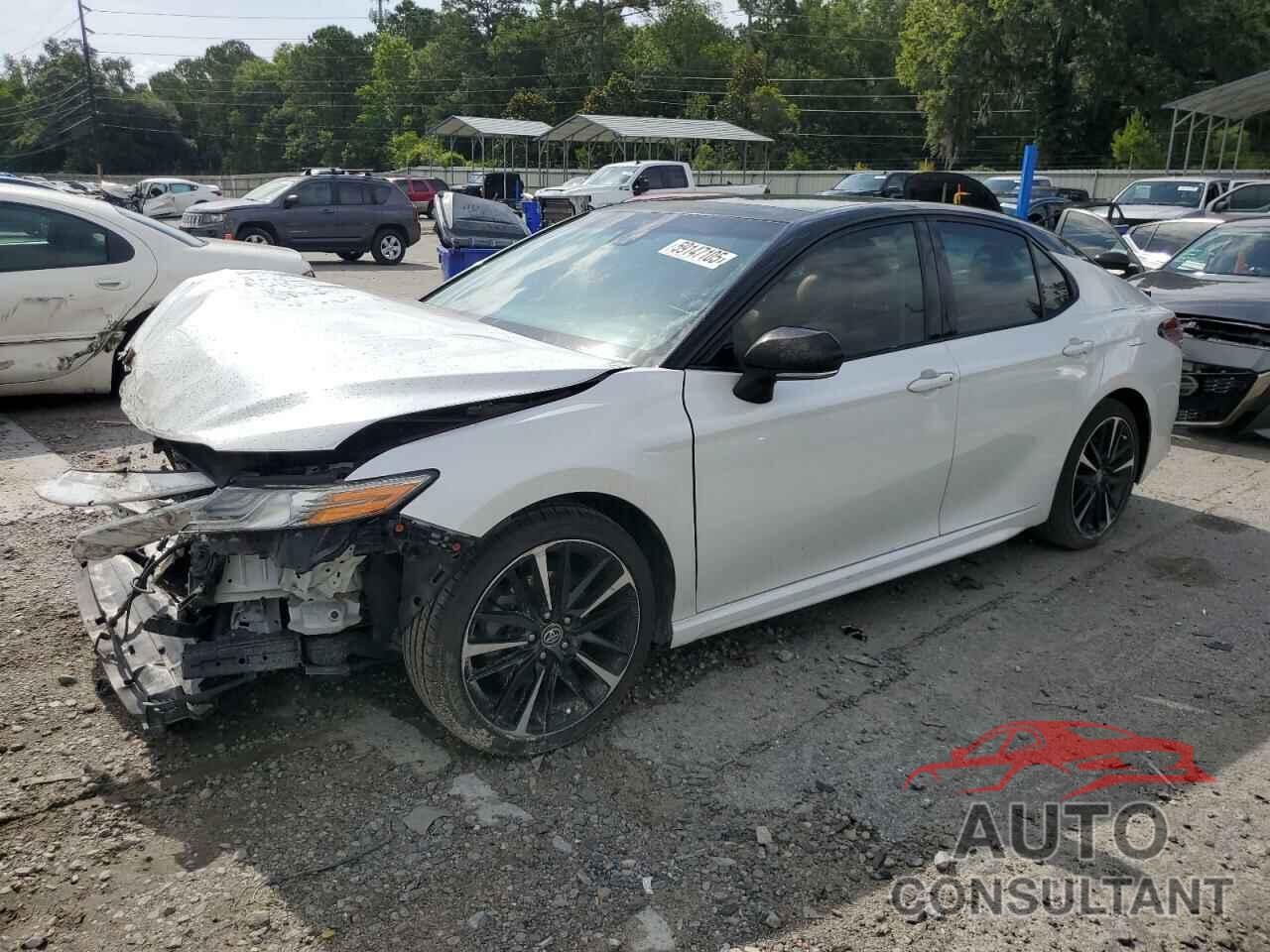 TOYOTA CAMRY 2018 - 4T1B61HK5JU153840