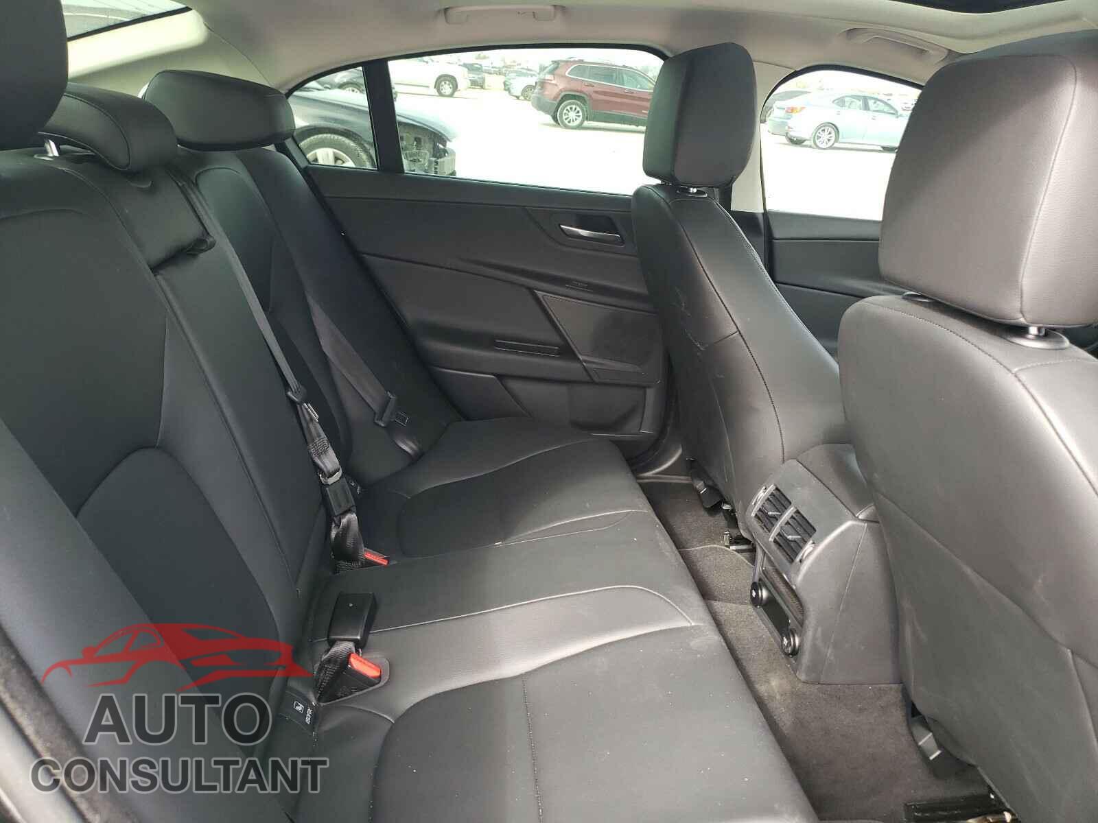 JAGUAR XE 2019 - SAJAD4FX6KCP48906