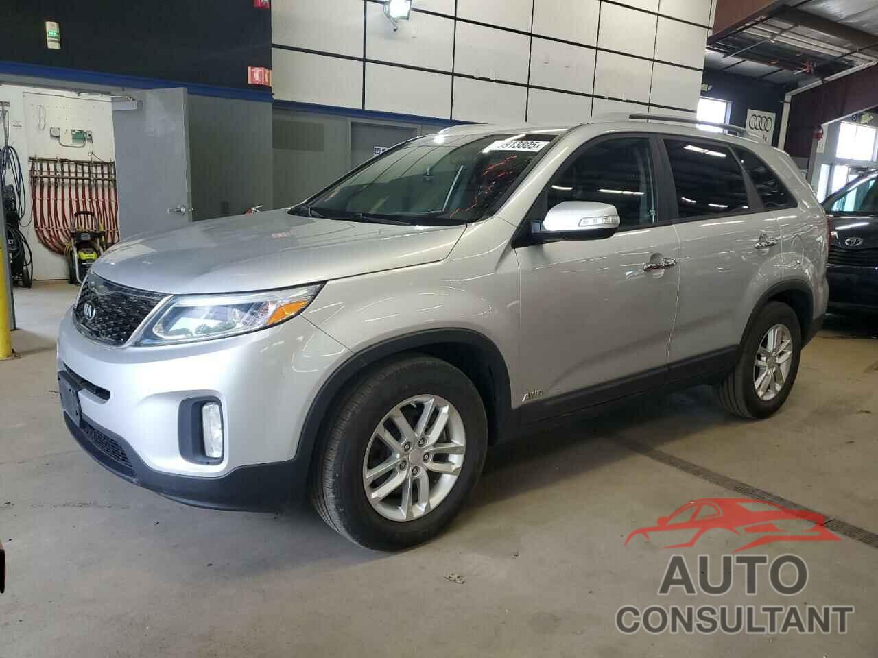 KIA SORENTO 2015 - 5XYKTDA75FG564152