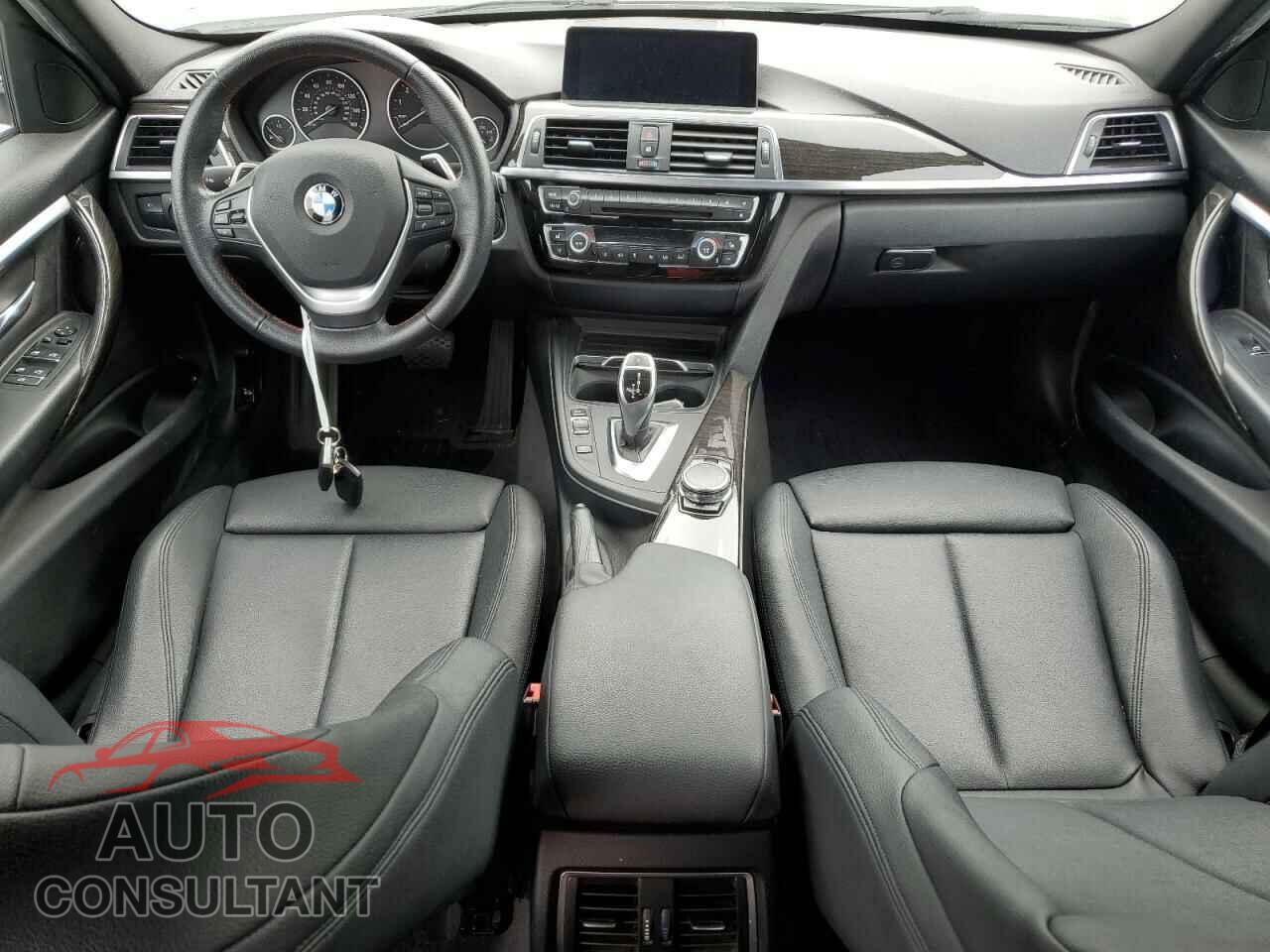BMW 3 SERIES 2016 - WBA8E9G51GNU27773