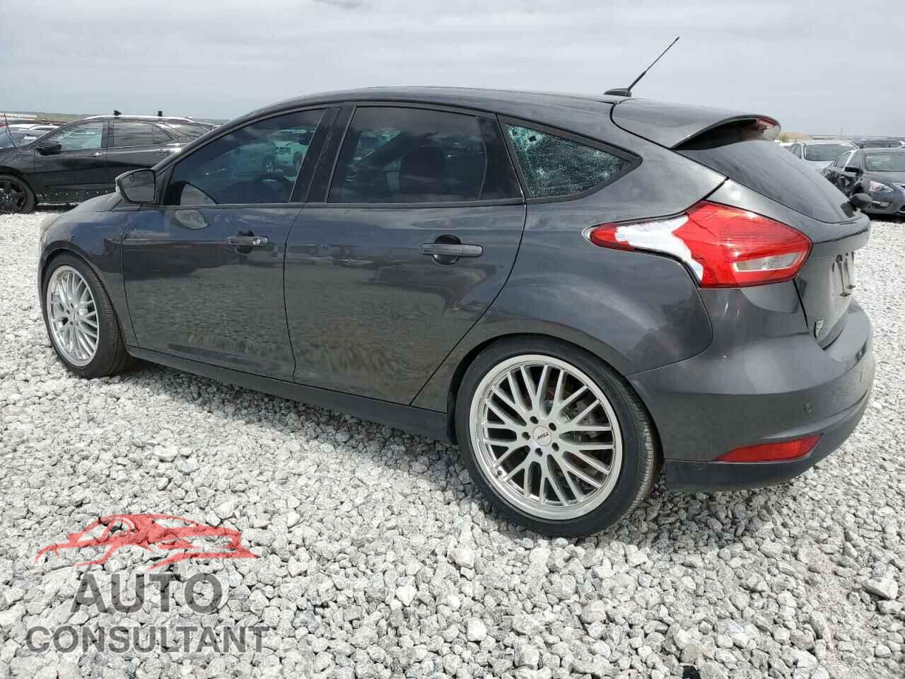 FORD FOCUS 2017 - 1FADP3M27HL274855