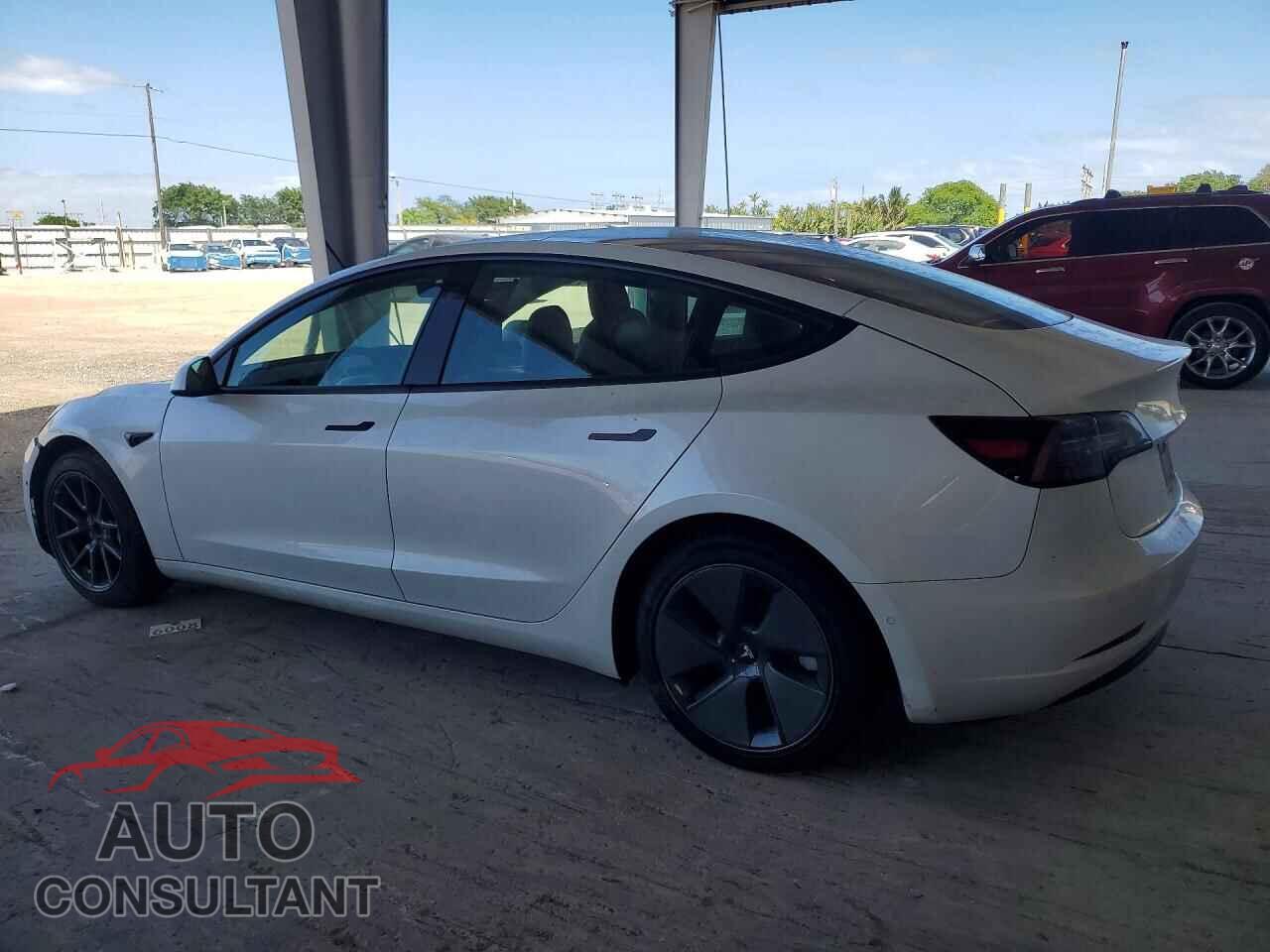 TESLA MODEL 3 2021 - 5YJ3E1EA4MF096227