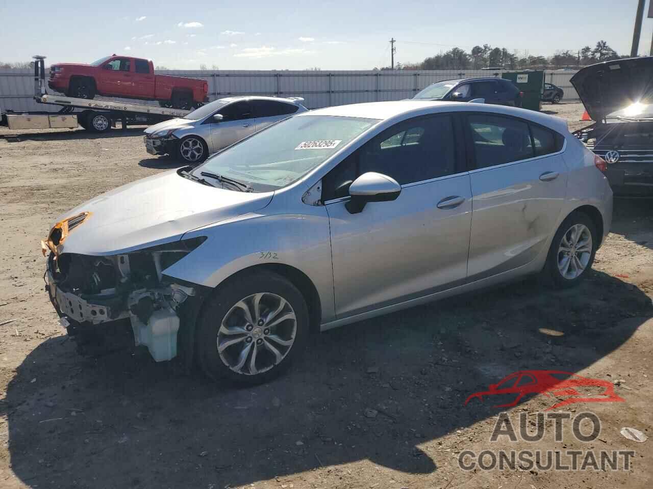 CHEVROLET CRUZE 2019 - 3G1BE6SM0KS528090