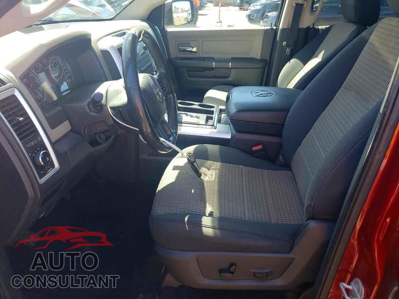 DODGE RAM 1500 2012 - 1C6RD7LT0CS320462