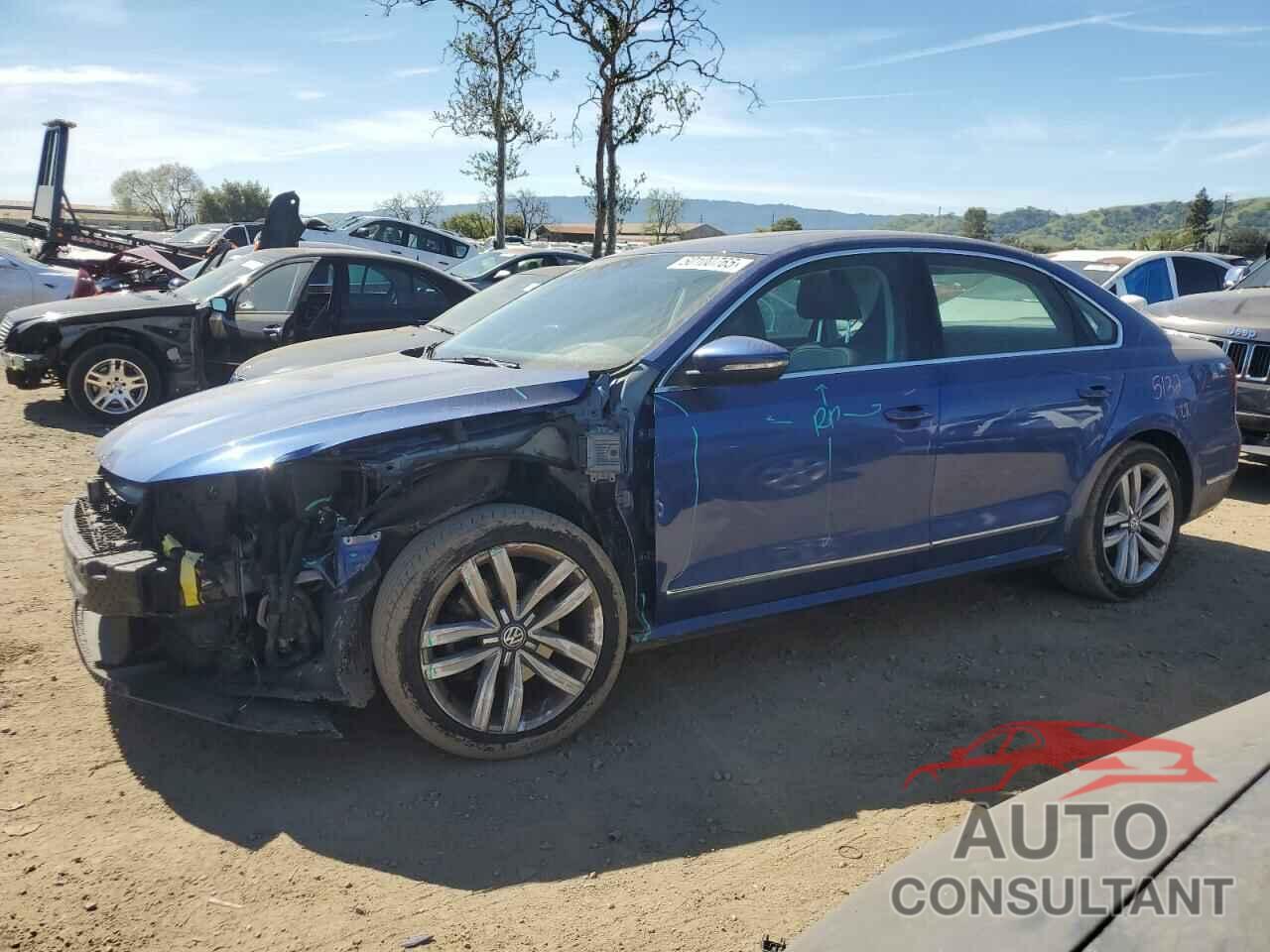 VOLKSWAGEN PASSAT 2017 - 1VWCT7A38HC026116