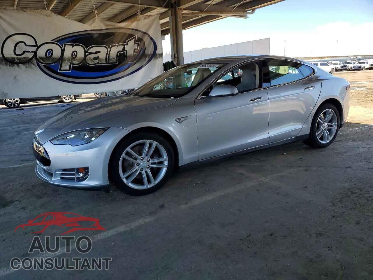 TESLA MODEL S 2013 - 5YJSA1CN9DFP23632