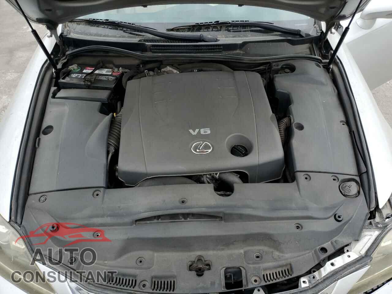 LEXUS IS 2011 - JTHFF2C25B2518323