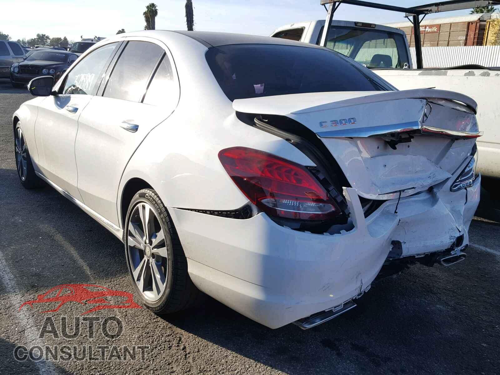 MERCEDES-BENZ C CLASS 2016 - 55SWF4JB2GU127598
