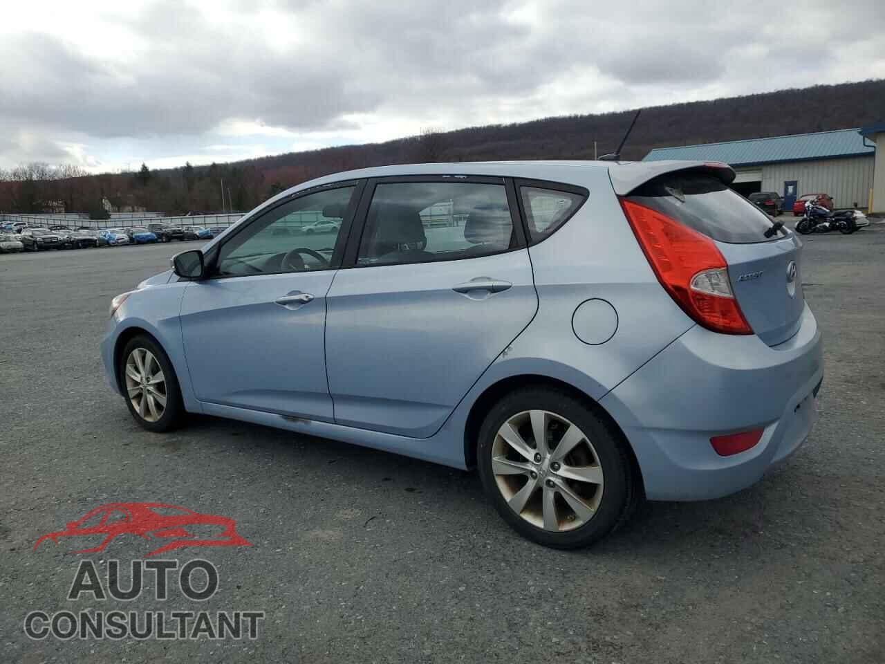 HYUNDAI ACCENT 2013 - KMHCU5AE3DU106381