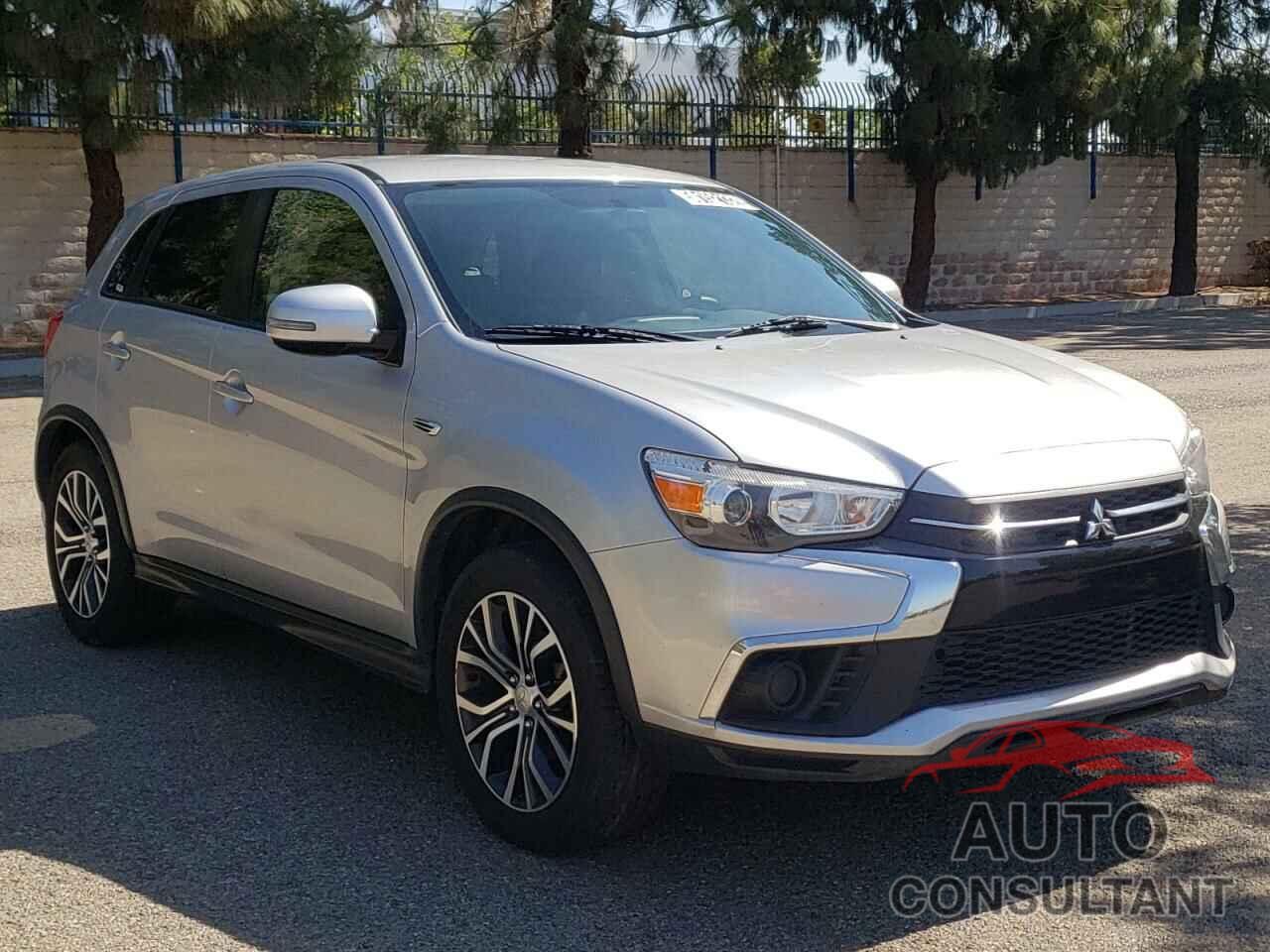 MITSUBISHI OUTLANDER 2019 - JA4AP3AU7KU013823