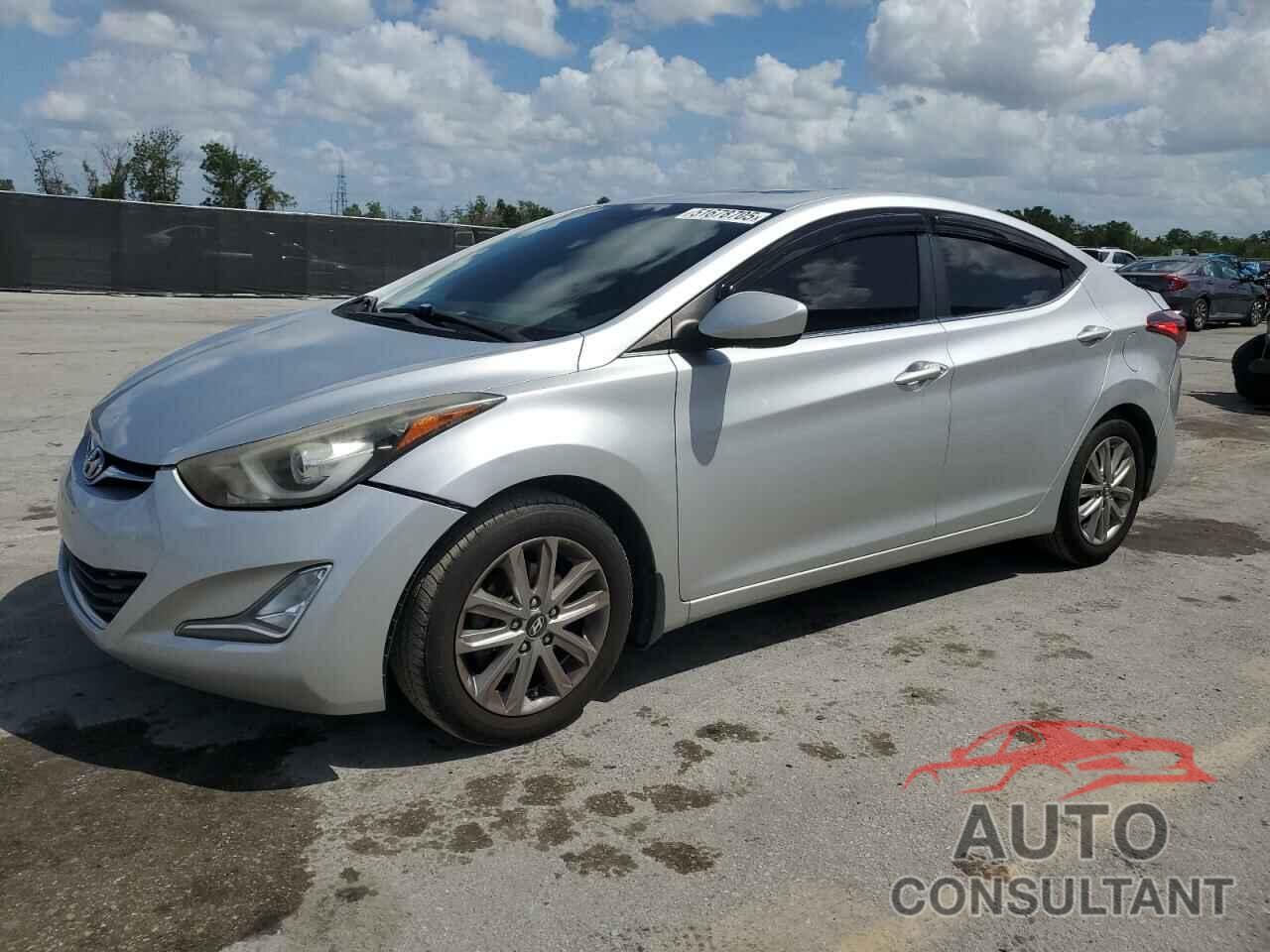 HYUNDAI ELANTRA 2015 - KMHDH4AE1FU259251