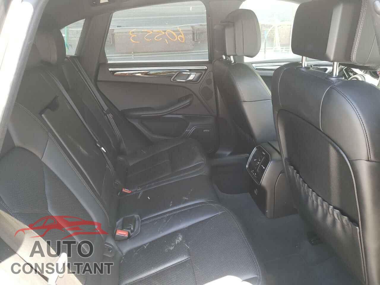 PORSCHE MACAN 2017 - WP1AA2A57HLB81811