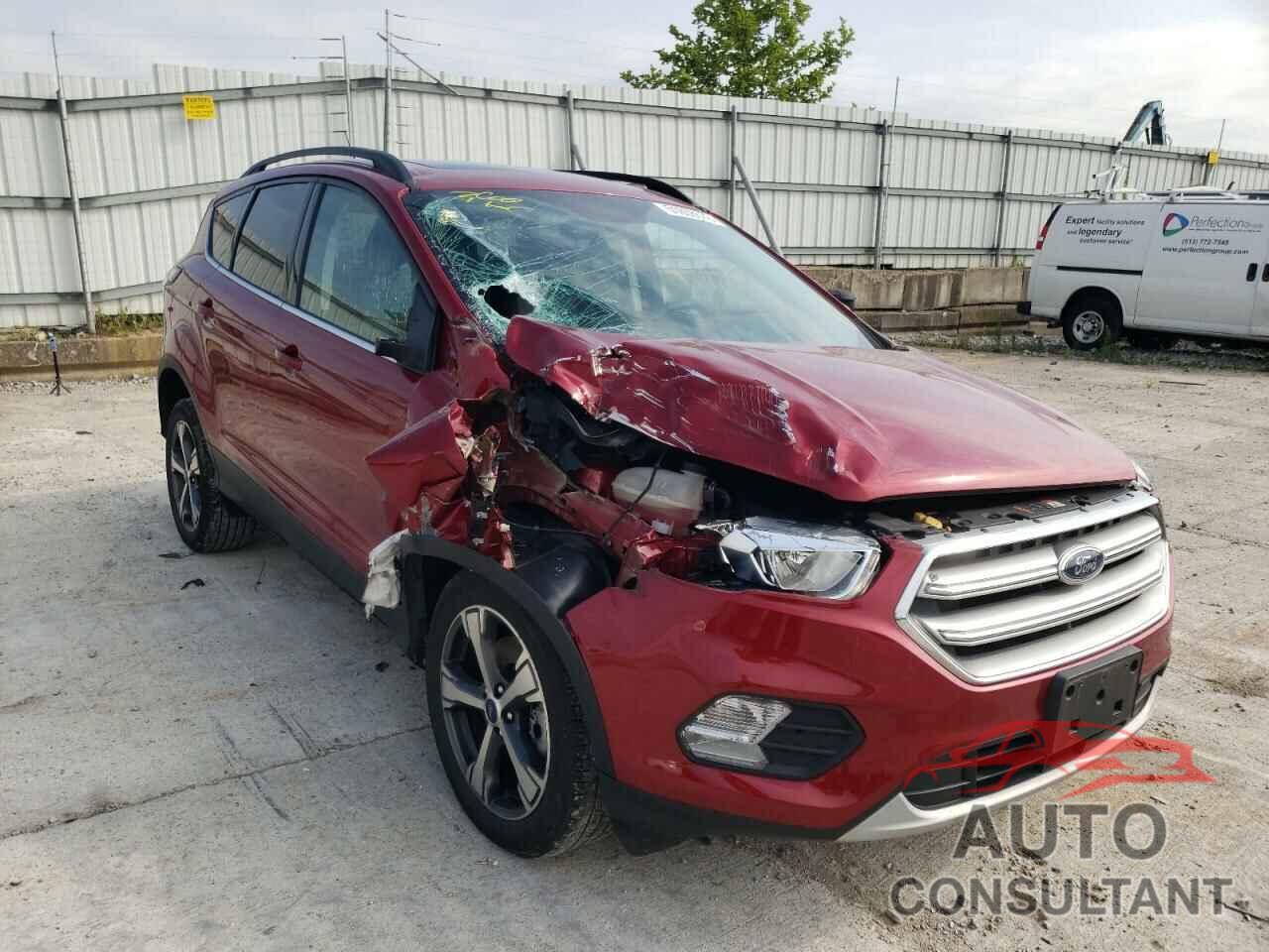 FORD ESCAPE 2017 - 1FMCU9G94HUE32598