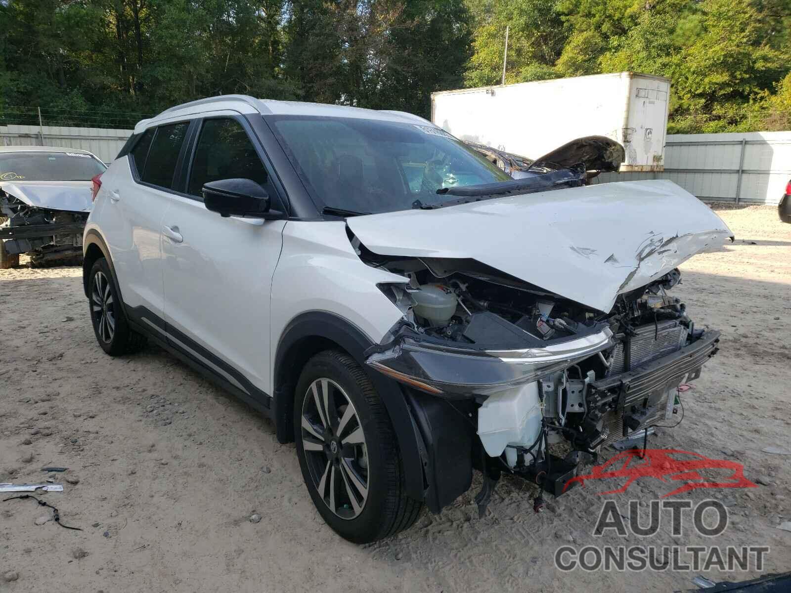 NISSAN KICKS 2018 - 3N1CP5CU6JL518142