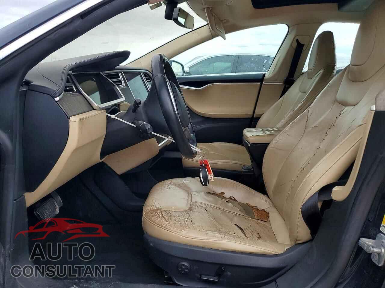 TESLA MODEL S 2013 - 5YJSA1CN7DFP19725