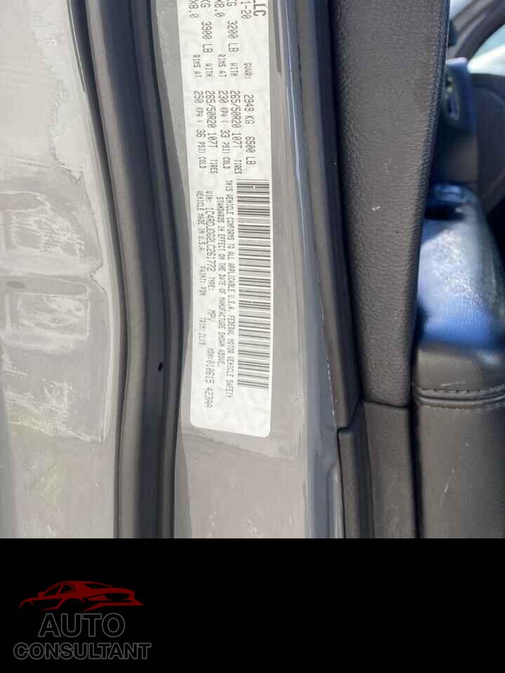 DODGE DURANGO 2020 - 1C4RDJDG2LC261772