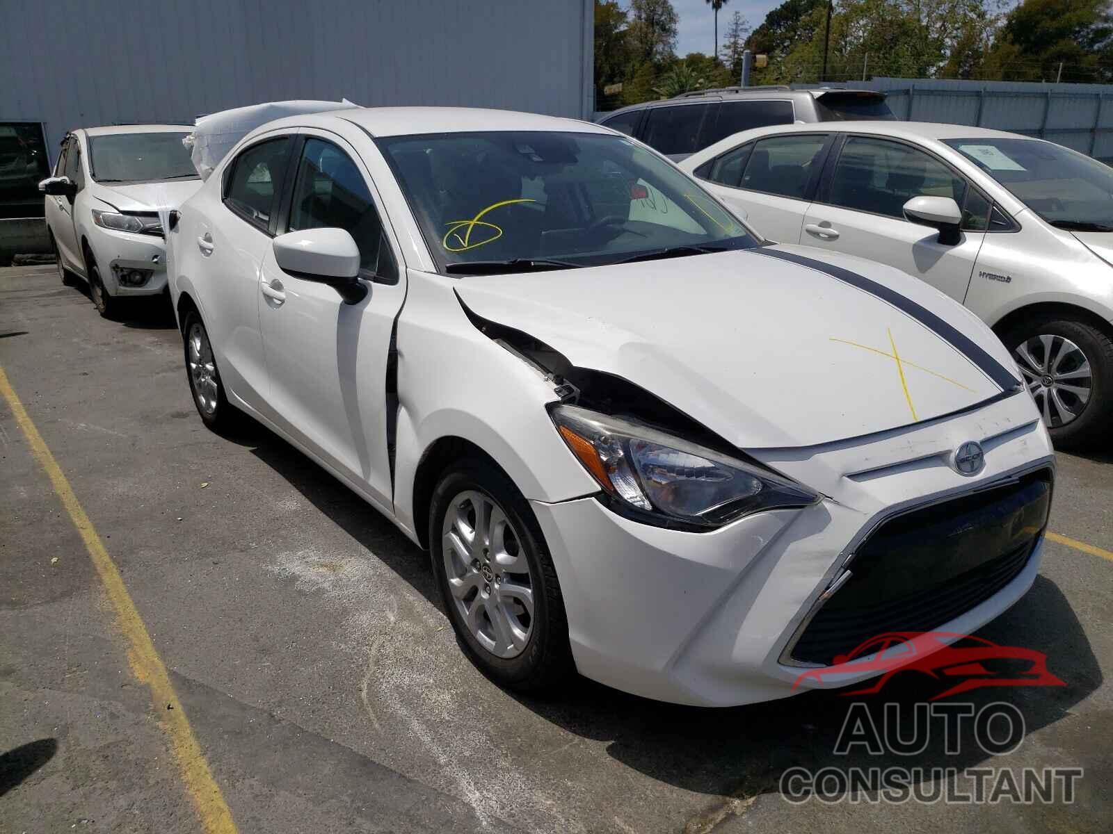 TOYOTA SCION 2016 - 3MYDLBZV9GY114440