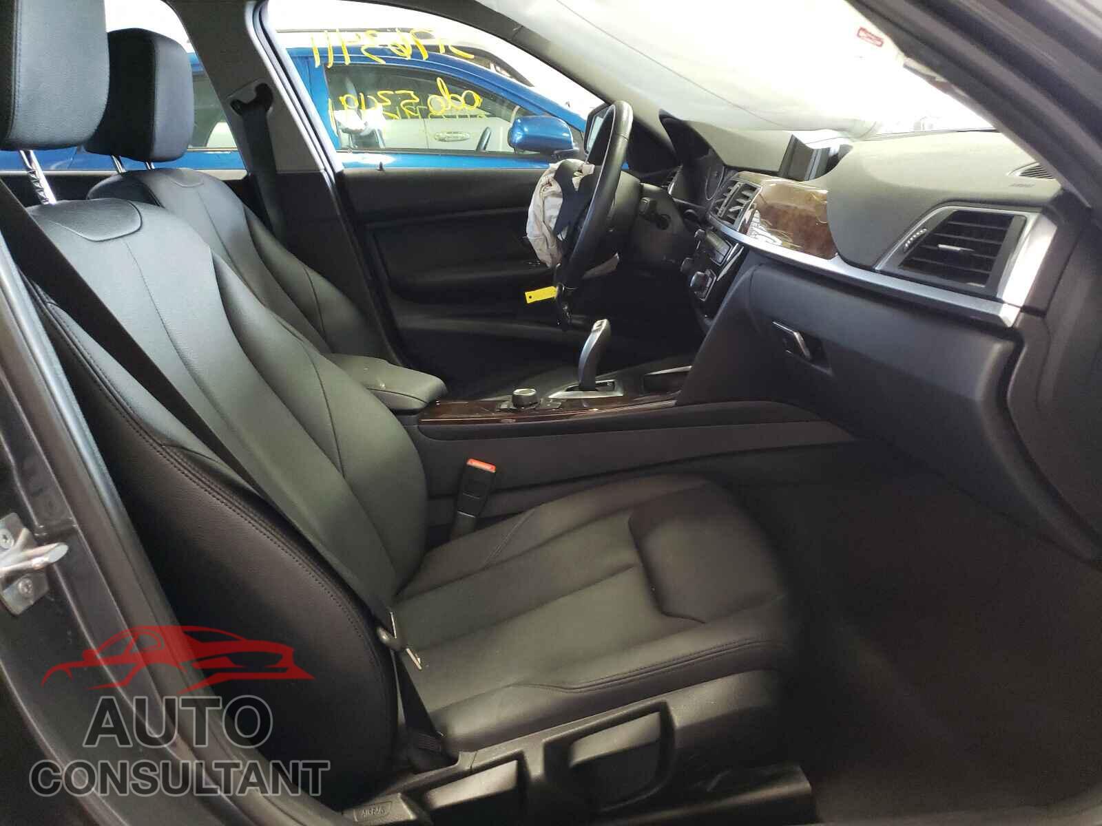 BMW 3 SERIES 2016 - WBA8E5G56GNU21427