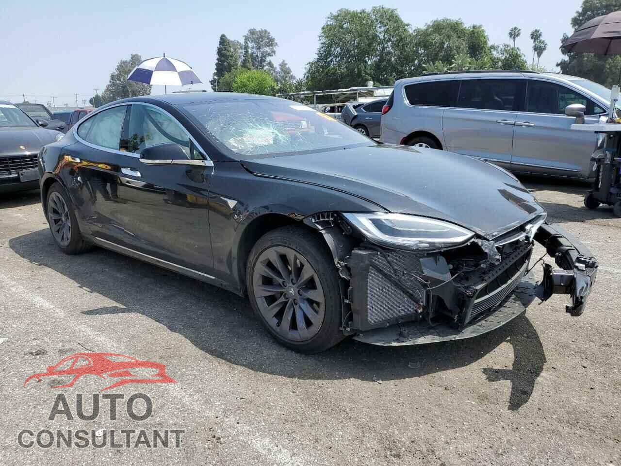 TESLA MODEL S 2020 - 5YJSA1E24LF359377