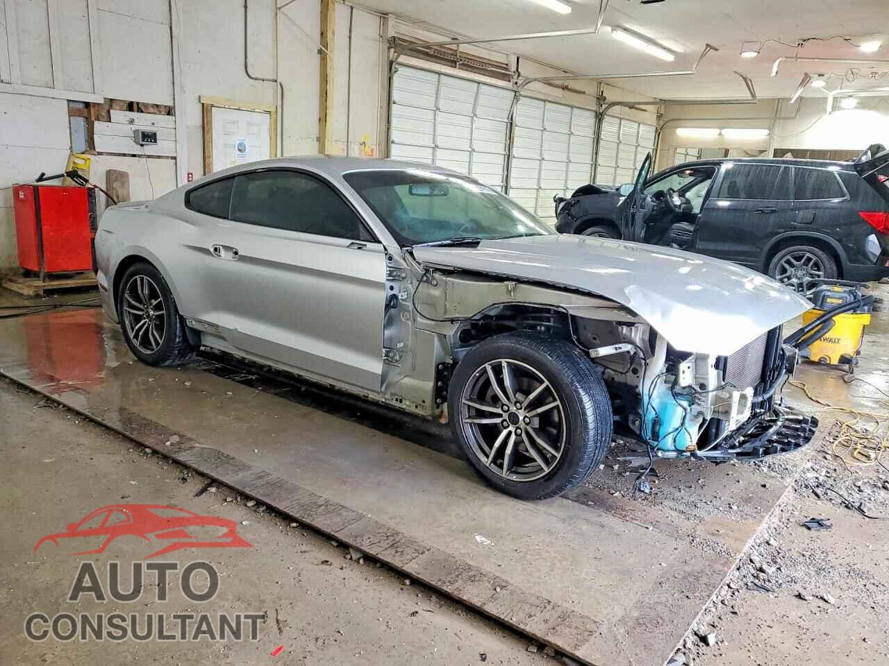 FORD MUSTANG 2017 - 1FA6P8TH8H5227432
