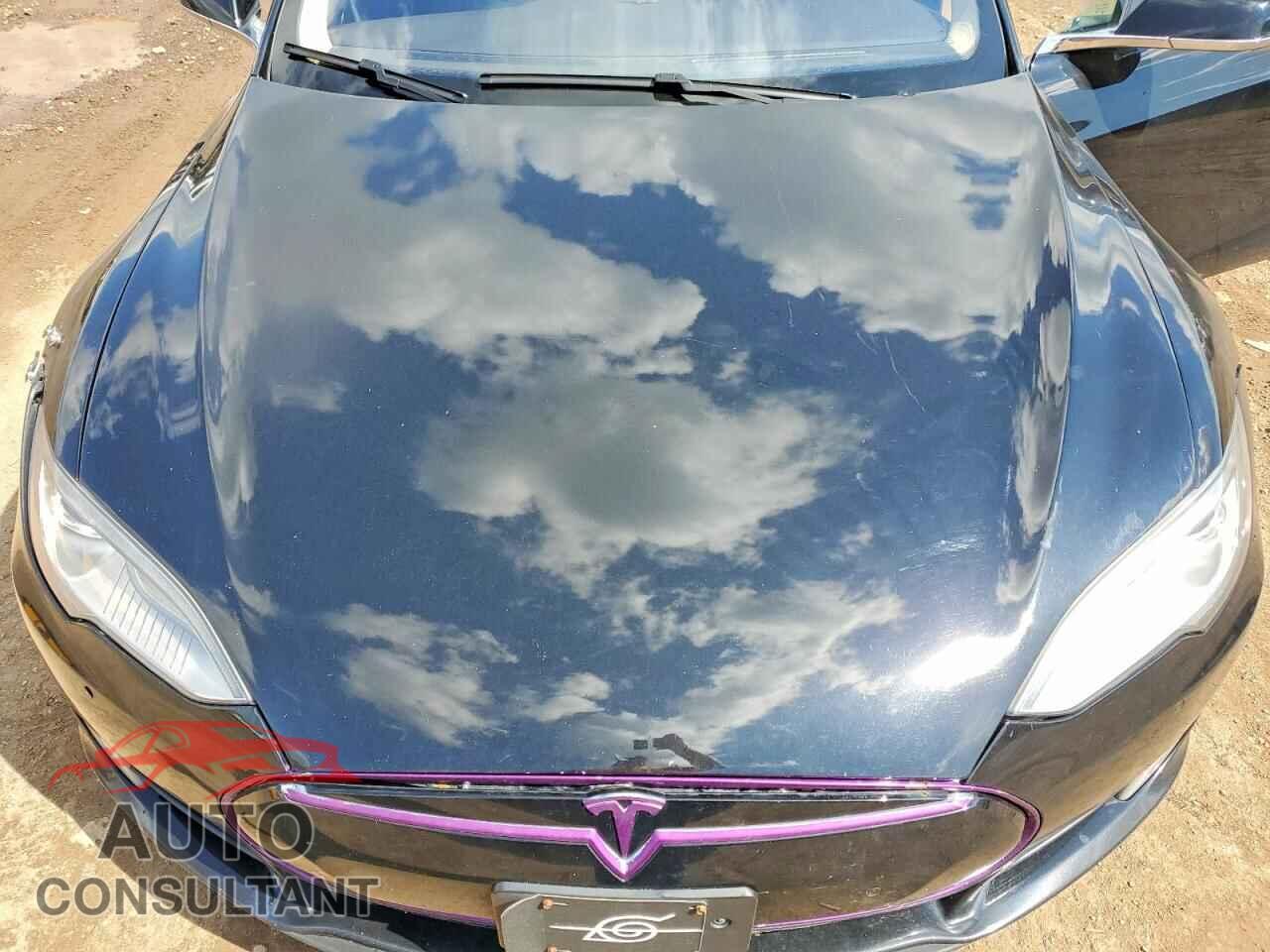 TESLA MODEL S 2015 - 5YJSA1S29FF090933