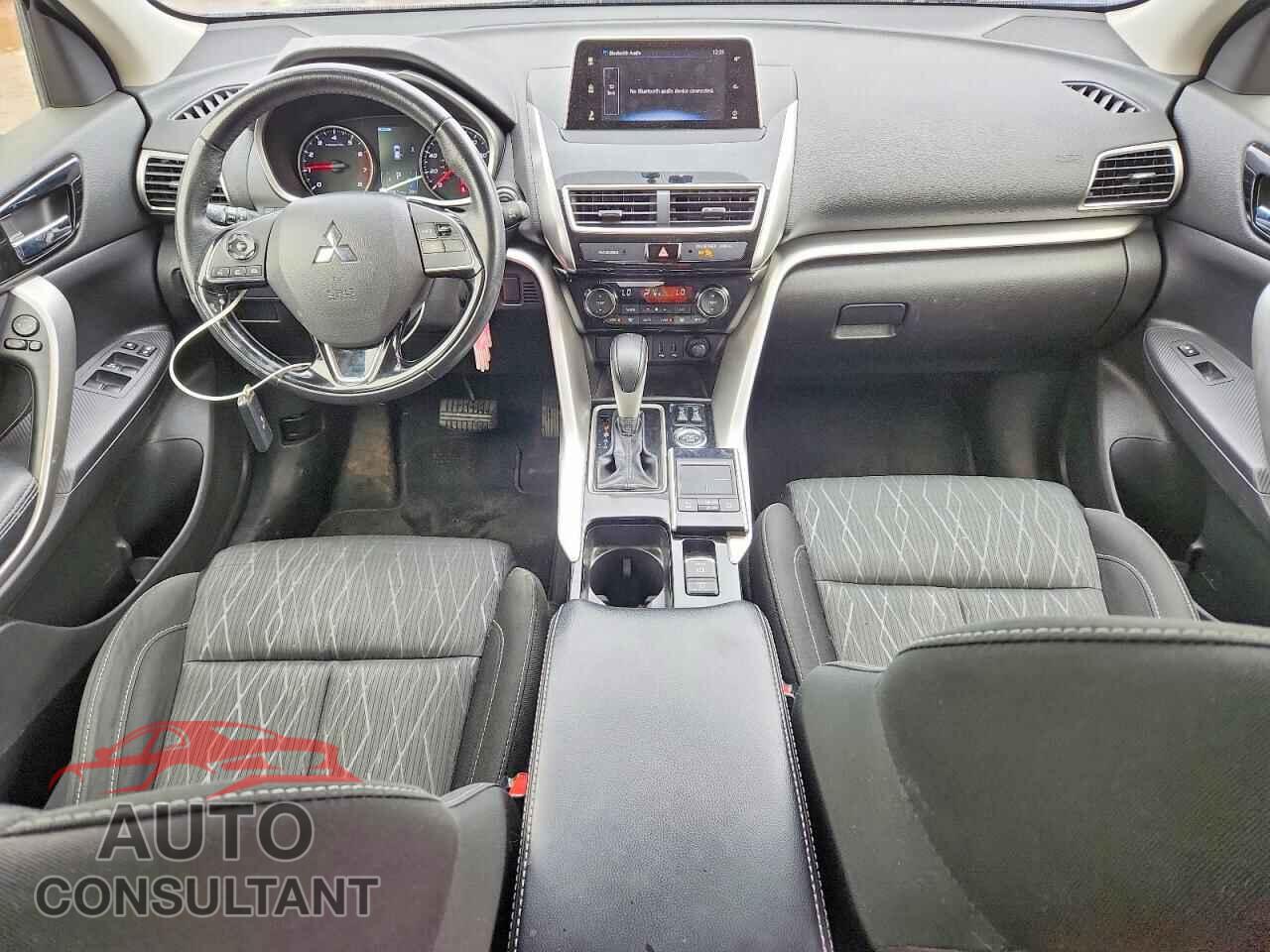 MITSUBISHI ECLIPSE 2019 - JA4AT5AA2KZ024003