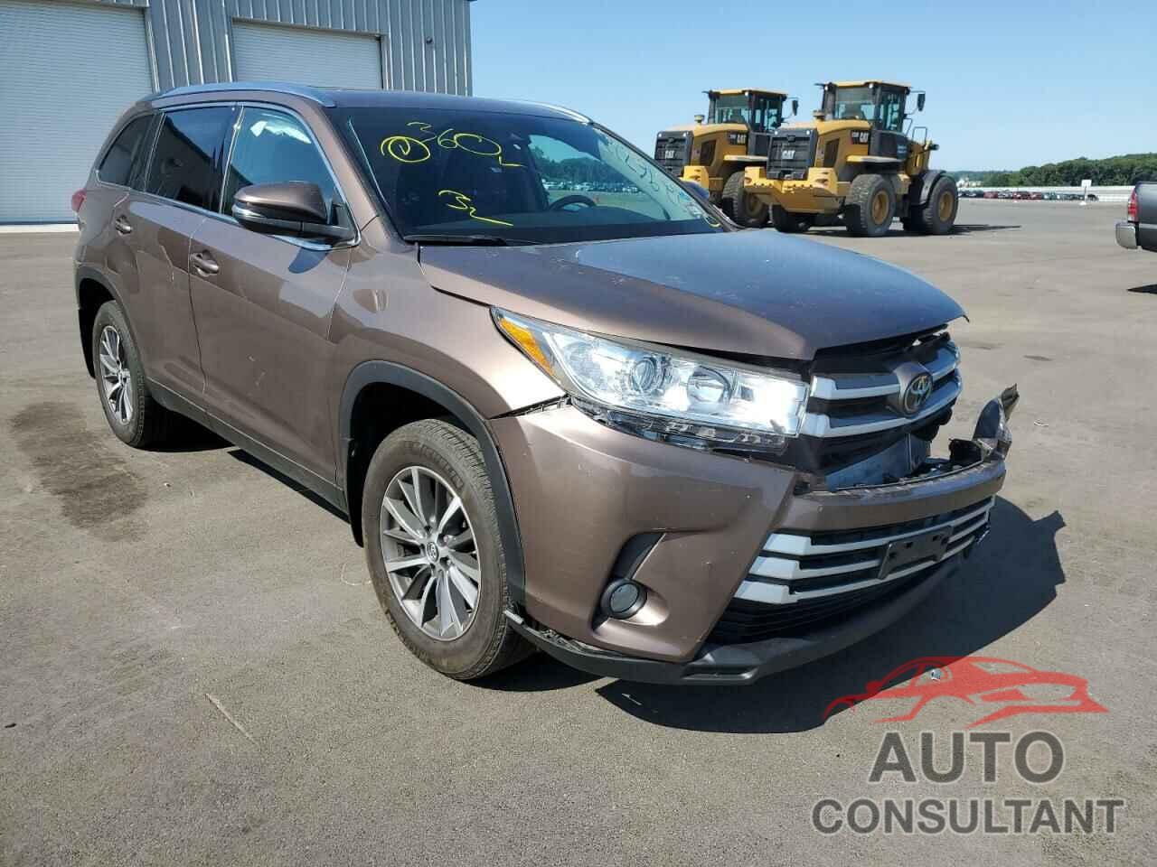 TOYOTA HIGHLANDER 2019 - 5TDJZRFH6KS973895