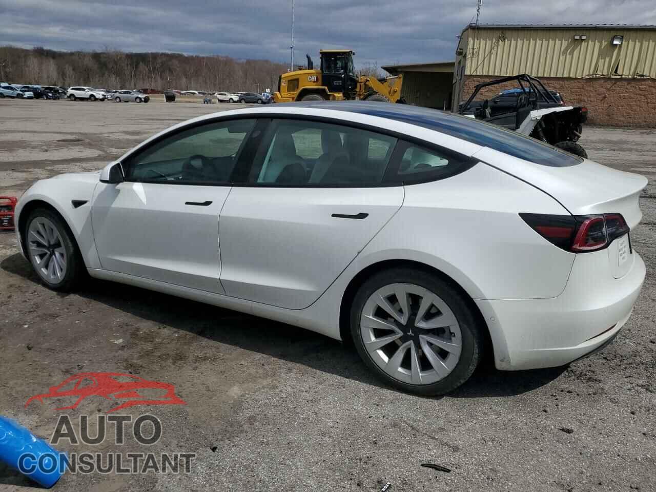 TESLA MODEL 3 2021 - 5YJ3E1EB2MF032695
