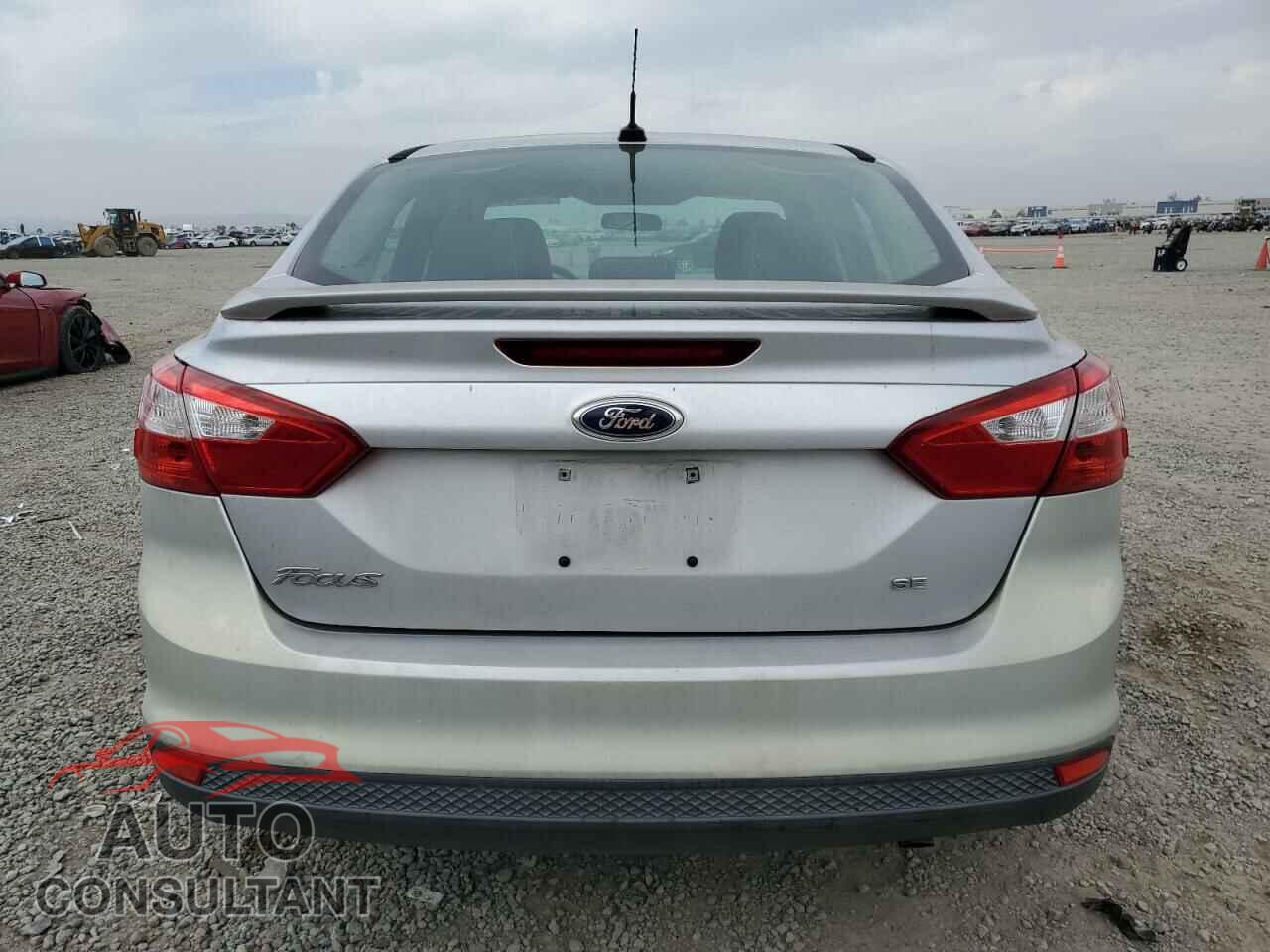 FORD FOCUS 2014 - 1FADP3F25EL357905