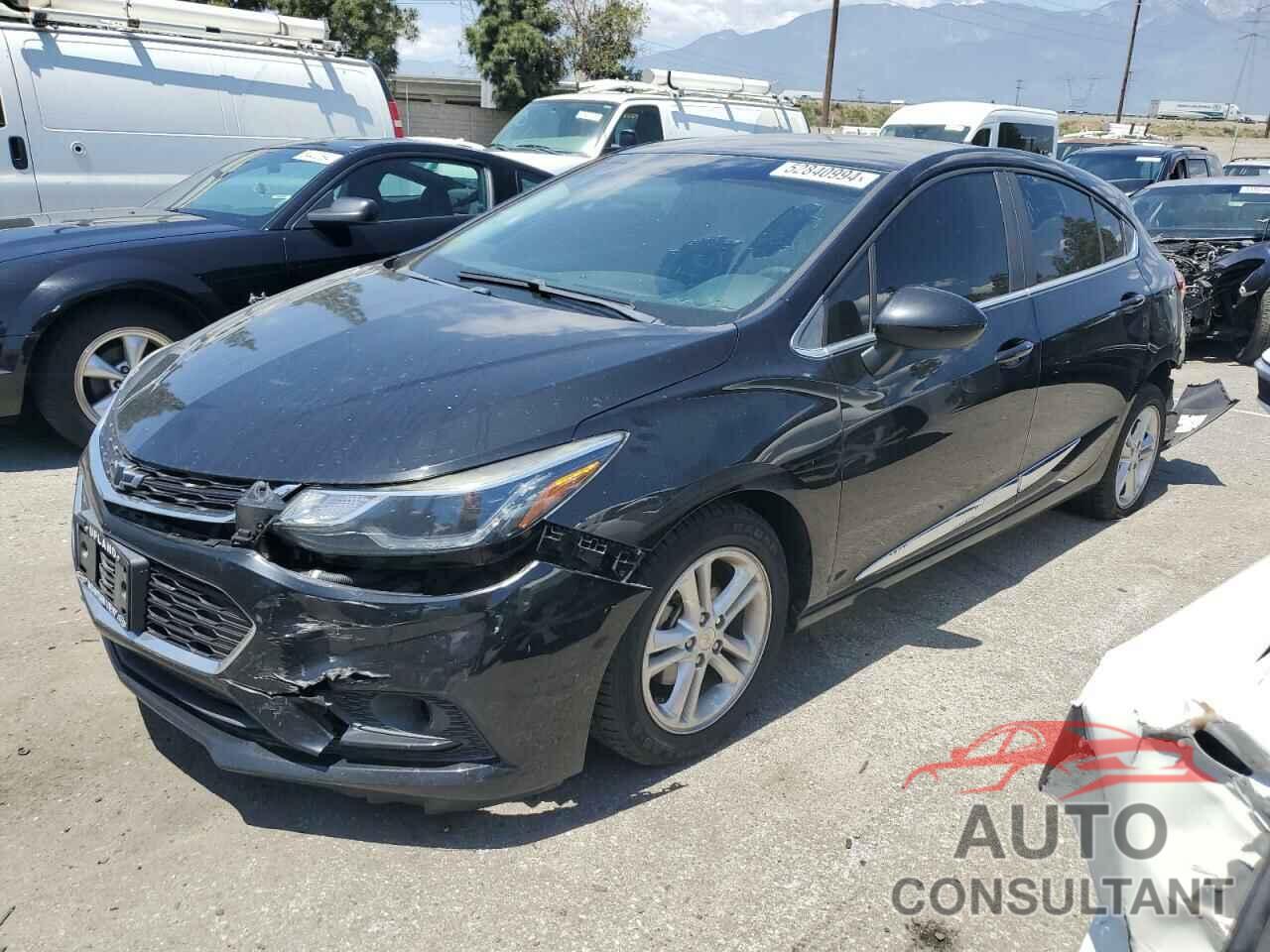 CHEVROLET CRUZE 2018 - 3G1BE6SM0JS586778