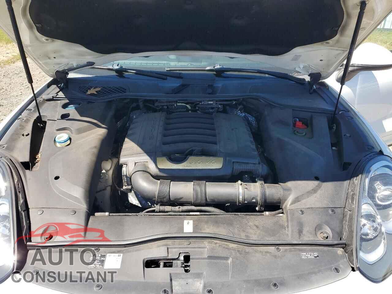 PORSCHE CAYENNE 2016 - WP1AA2A21GLA06426