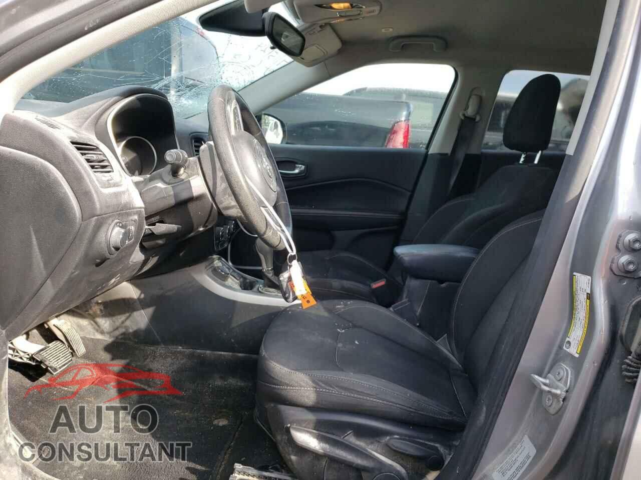 JEEP COMPASS 2018 - 3C4NJDAB1JT146180