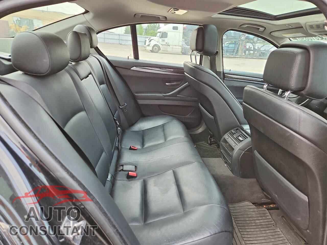 BMW 5 SERIES 2011 - WBAFU7C52BC870135