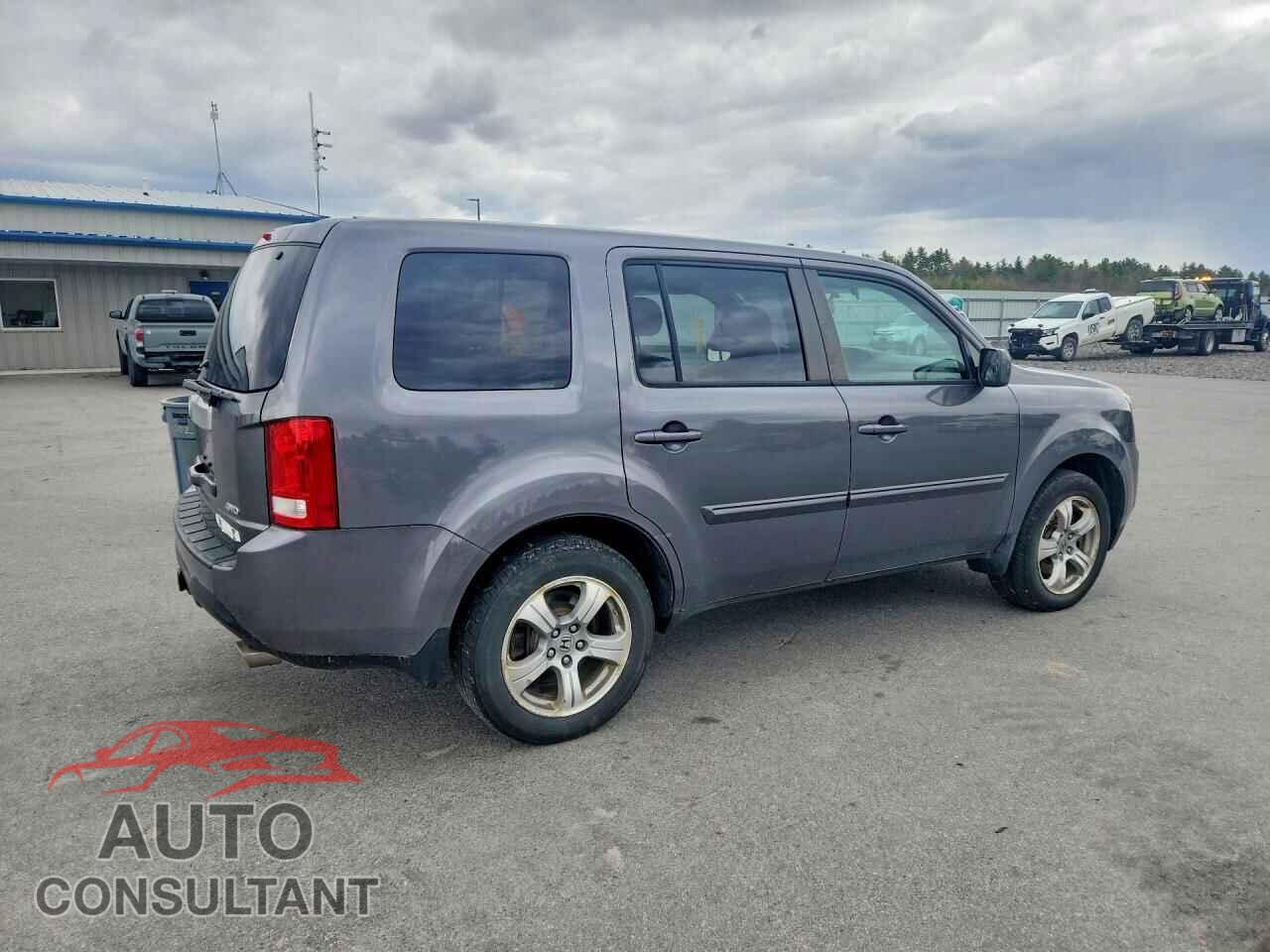 HONDA PILOT 2014 - 5FNYF4H5XEB009810