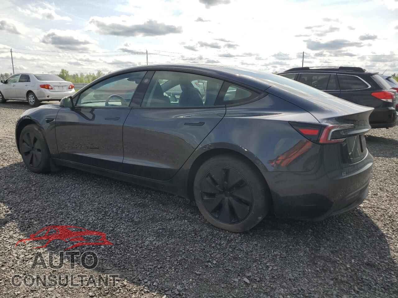 TESLA MODEL 3 2024 - LRW3E7FA2RC089456
